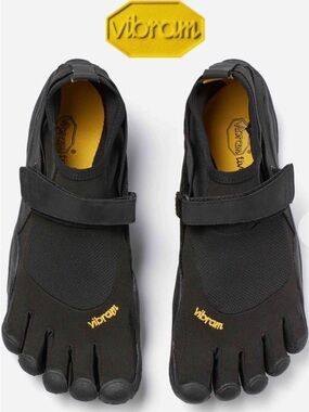 NEW VIBRAM FIvefingers KSO Womens Size 35(6-6.5) Black NEW WITH TAGS
